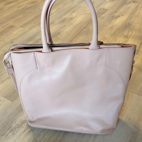 Laurel Purse - Large Tote Bag - Blush Pink and Purple Interior - Picture 6 of 15